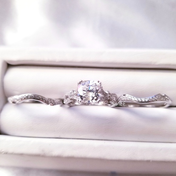 Real 925 Cushion Engagement Wedding Ring Set - Picture 3 of 4